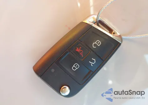 2018 Volkswagen Tiguan 2.0T Se/2.0T Sel из США, поврежденный, VIN 3VV3B7AX4JM056955